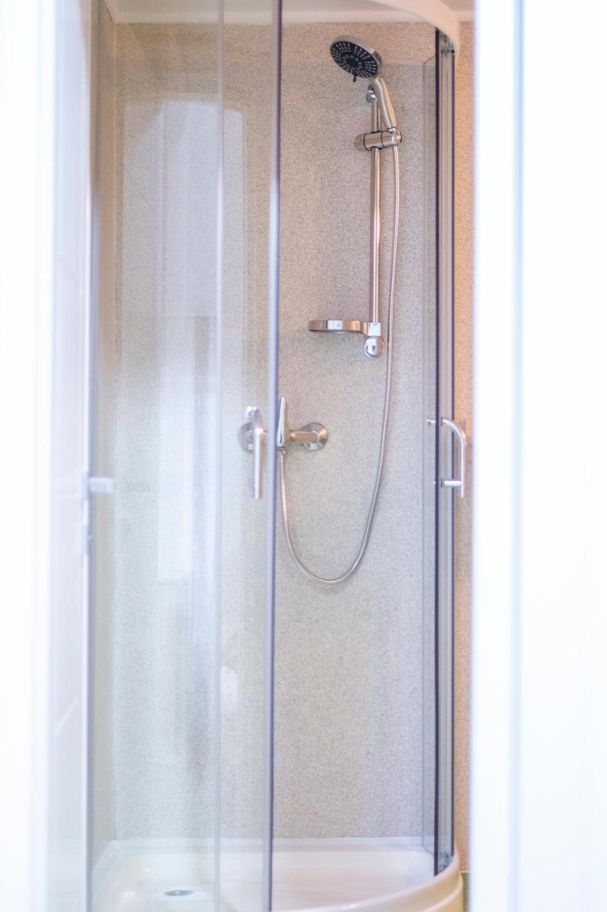 ホテル Casa Gabriela ブカレスト エクステリア 写真